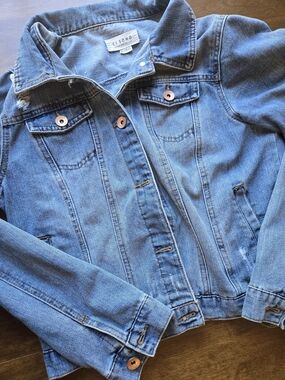 Ci Sono Blue Denim Jacket - Women's Classic Jean Jacket